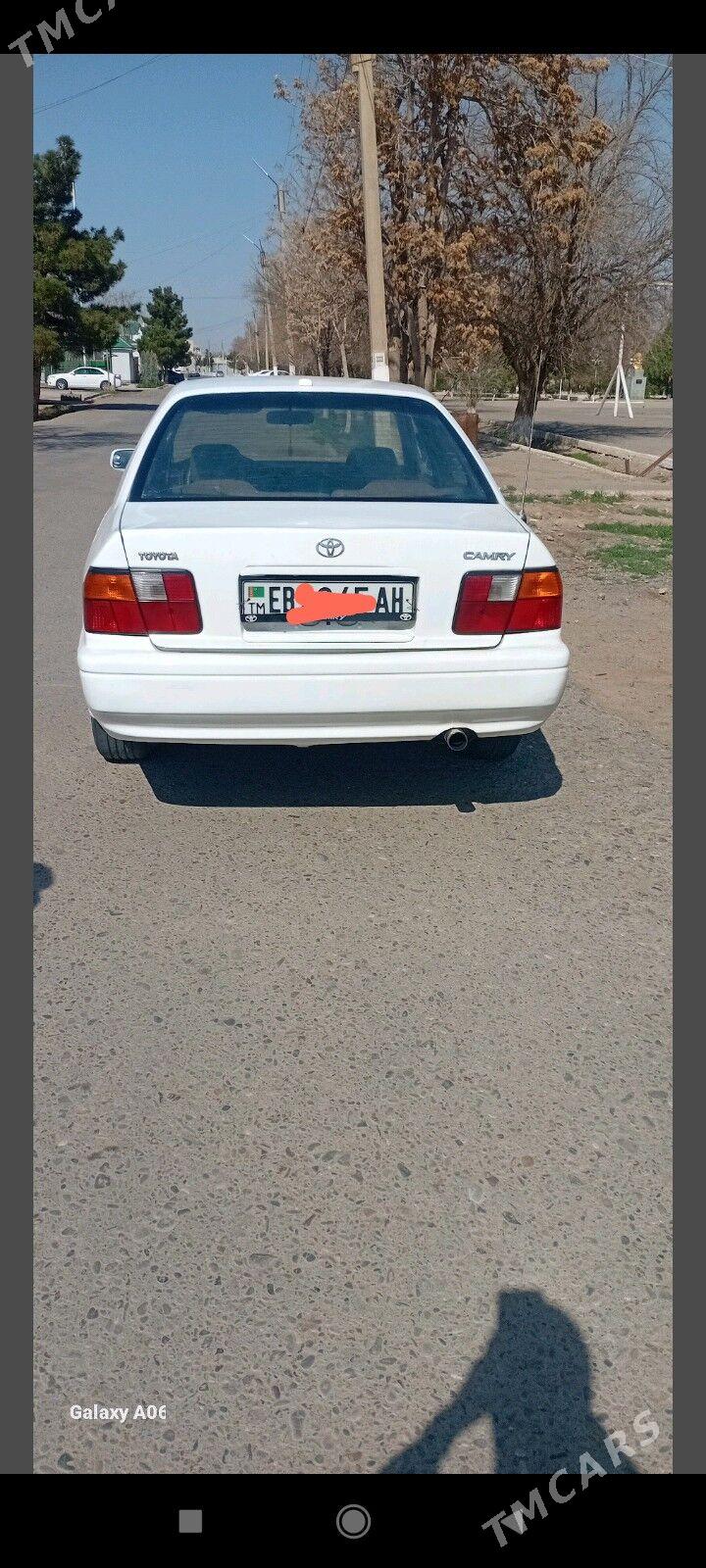 Toyota Camry 1995 - 46 000 TMT - Серахс - img 1