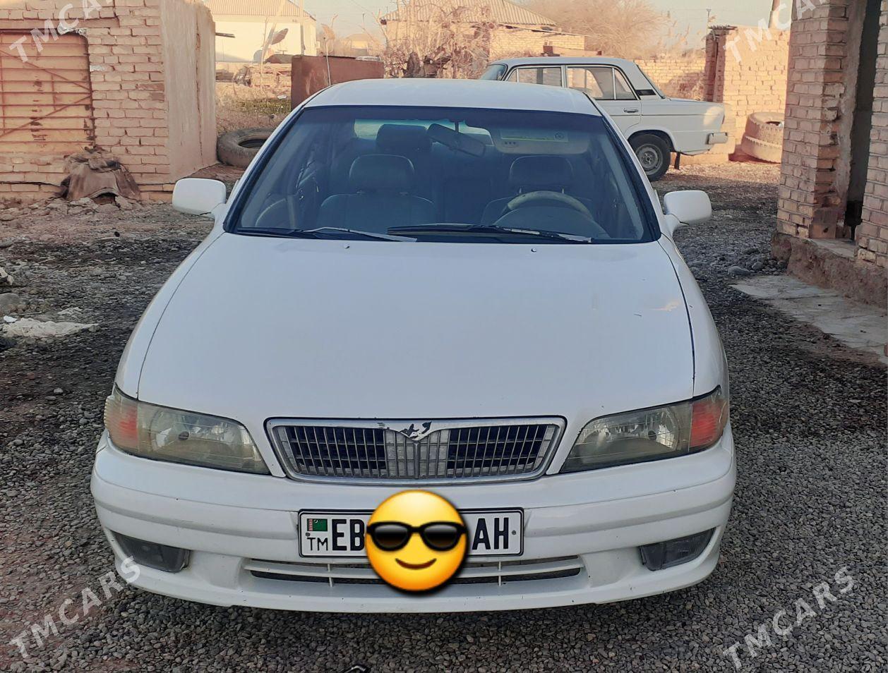 Nissan Maxima 1999 - 52 000 TMT - Теджен - img 1