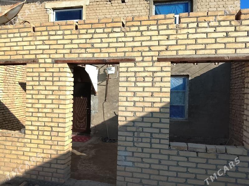 iki etaska - Garagum etraby - img 1