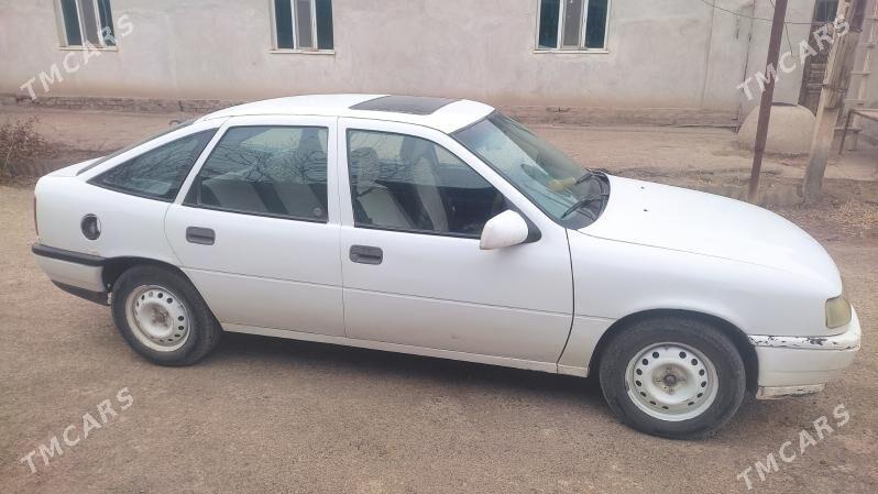 Opel Vectra 1990 - 30 000 TMT - Шабатский этрап - img 1