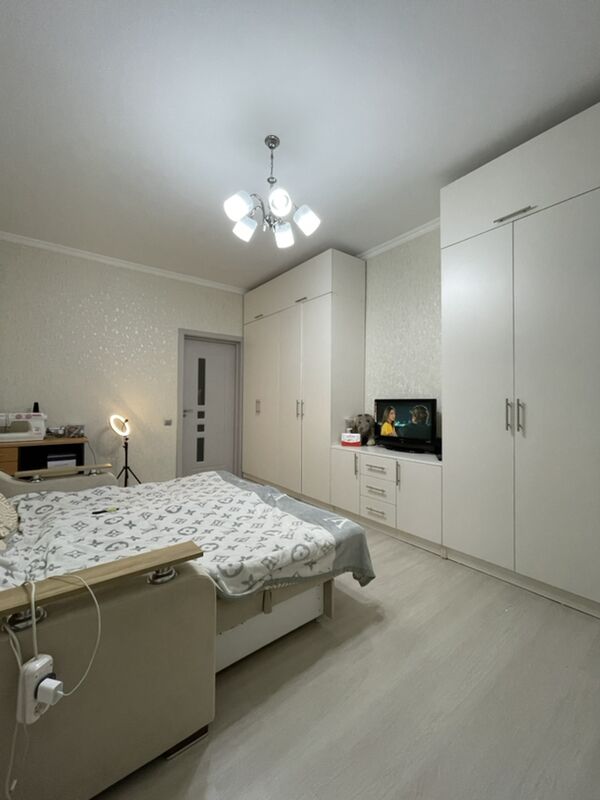 3-Kom 86m2 8-Mkr - 8 мкр - img 1