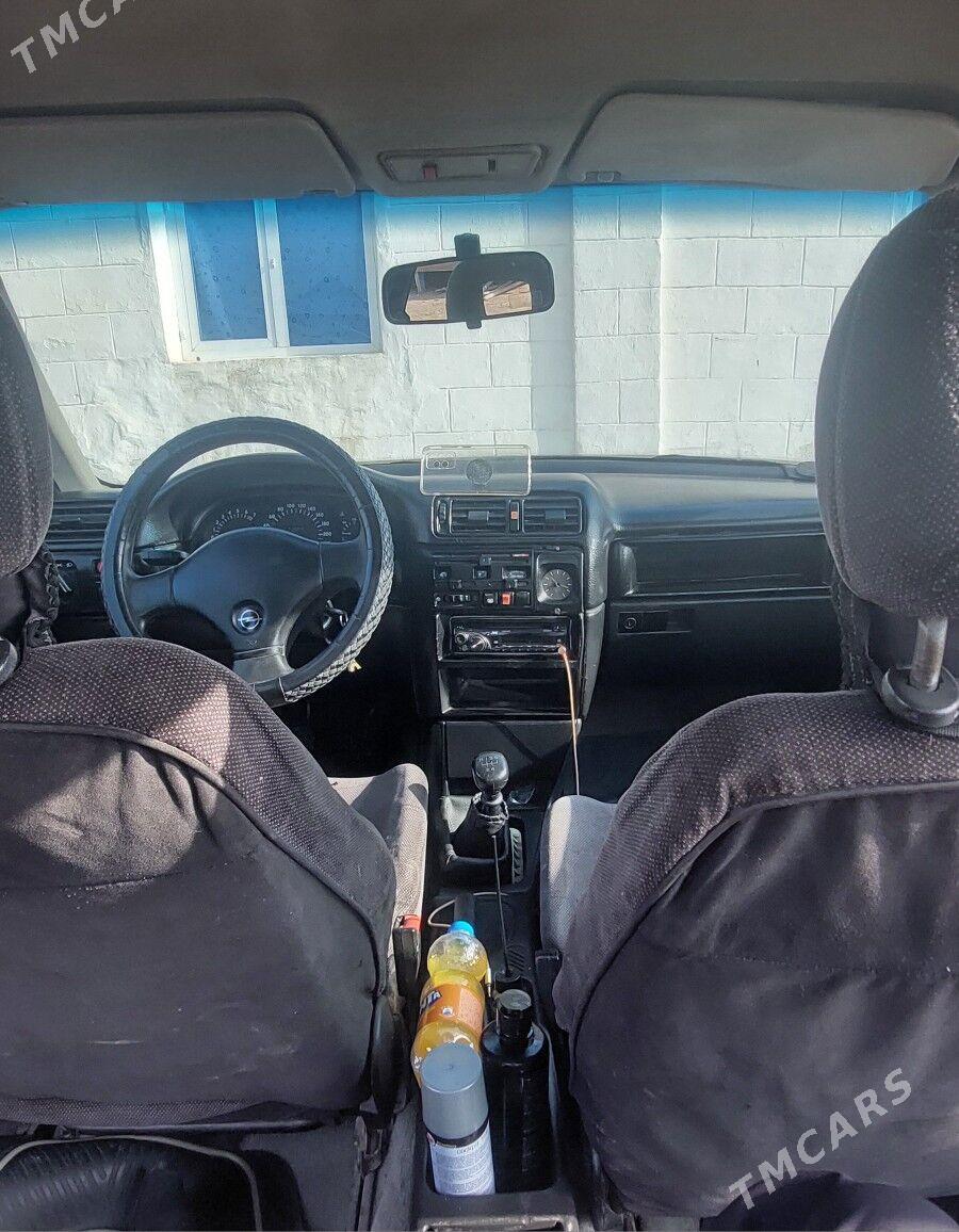 Opel Vectra 1992 - 37 000 TMT - Mary - img 1