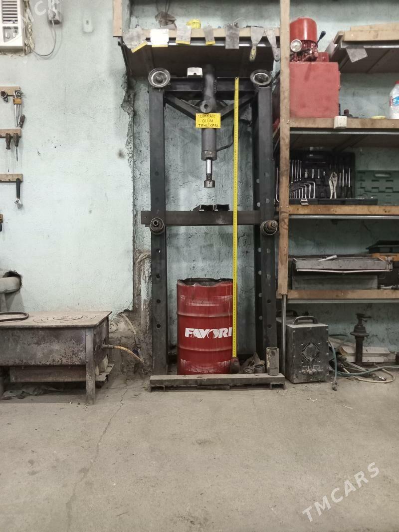 Pres Stanok - Gökdepe - img 1