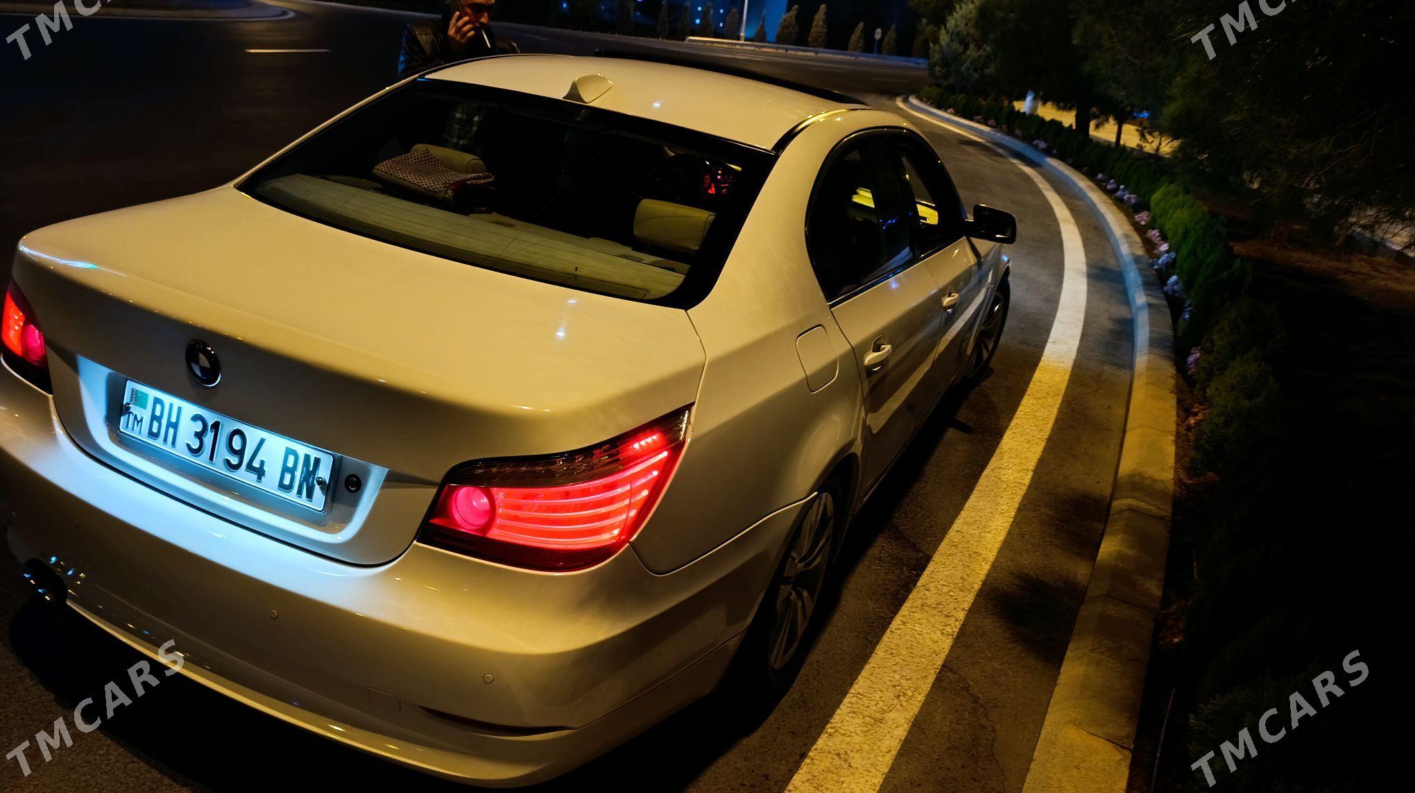 BMW E60 2009 - 220 000 TMT - Балканабат - img 1