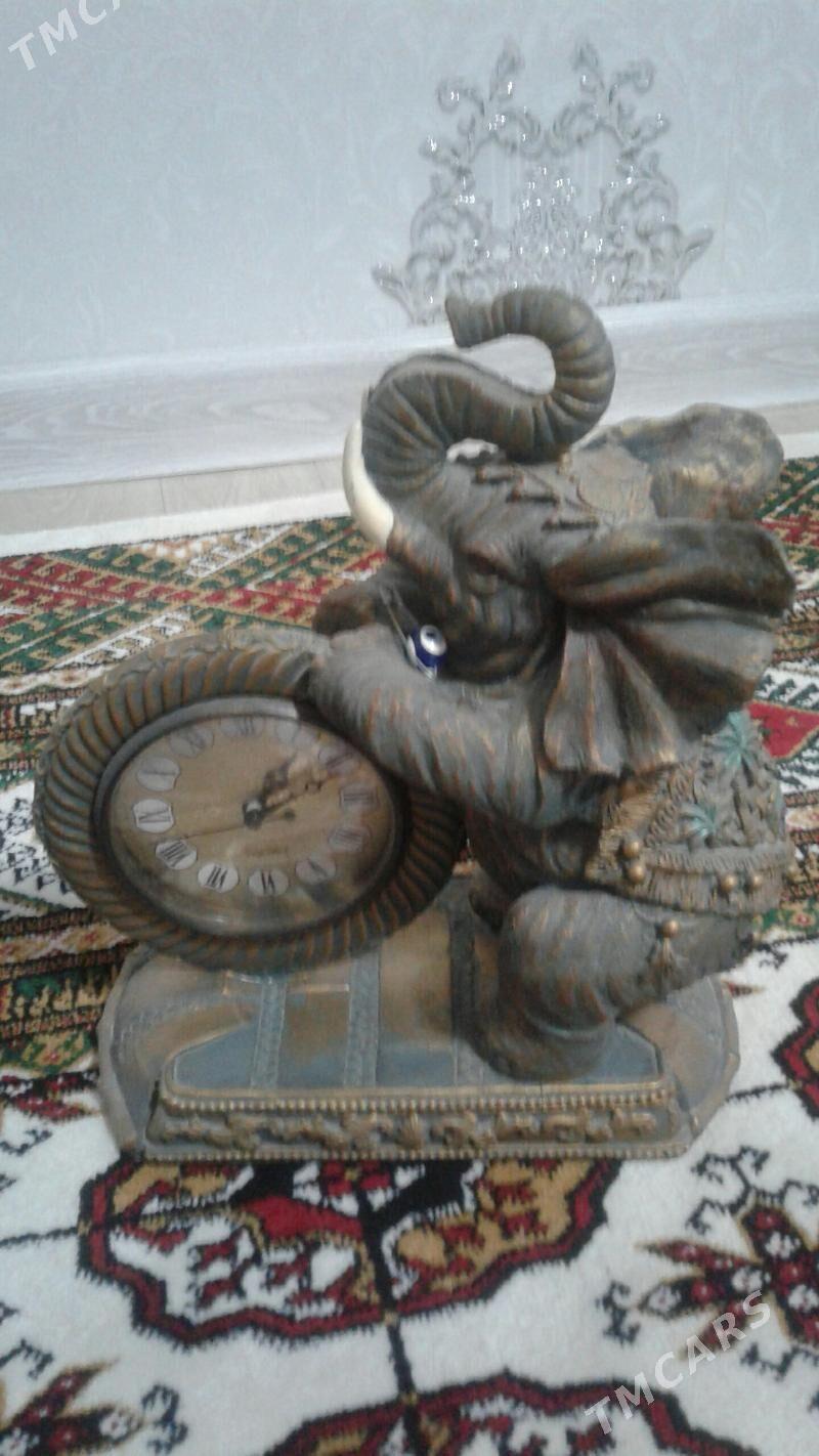 Sagat slon stolny. - Mary - img 1