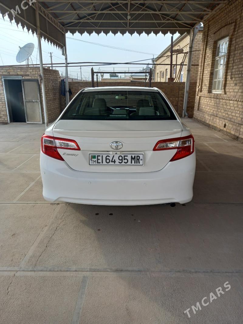 Toyota Camry 2012 - 220 000 TMT - Мары - img 1
