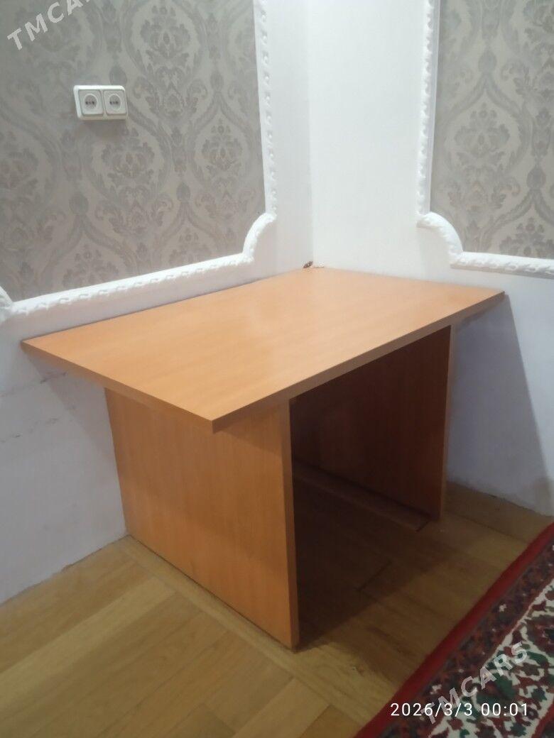 komputer stulu - Büzmeýin - img 1