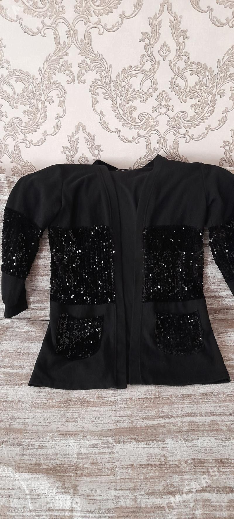 Jempir.Kurtka - Туркменбаши - img 1