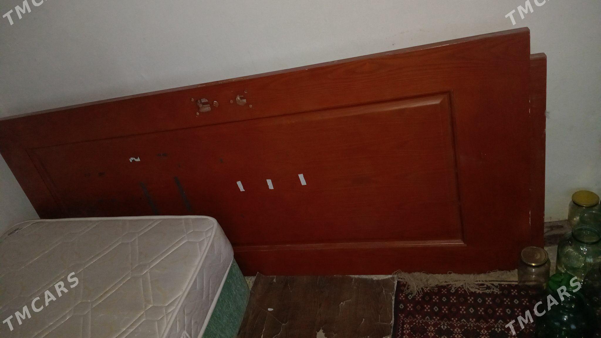 isbalny we gapylar - Bereket - img 1