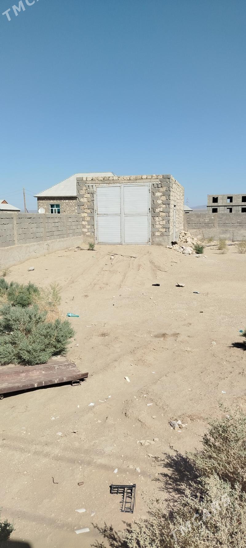 jay salmana yer - Джебел - img 1