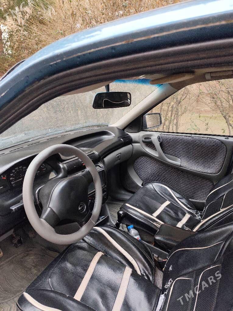 Opel Astra 1992 - 40 000 TMT - Mary - img 1