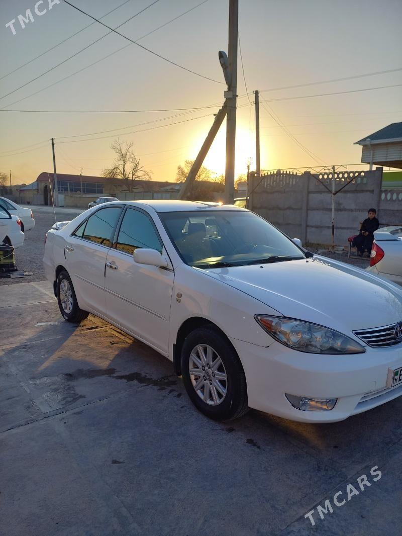 Toyota Camry 2003 - 165 000 TMT - Мары - img 1