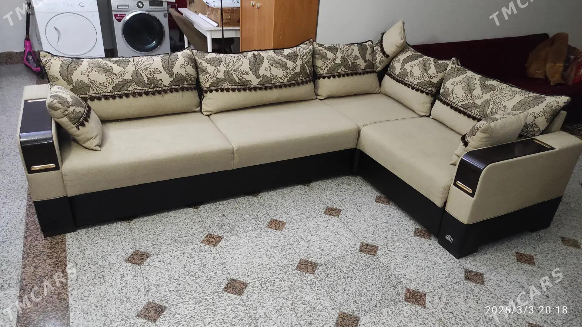 Diwan Ugalok Türkiñki - Aşgabat - img 1