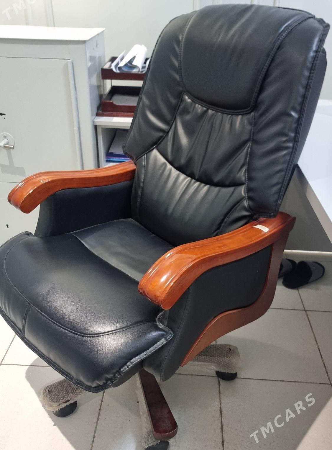 Офисное кресло и диван - Parahat 2 - img 1