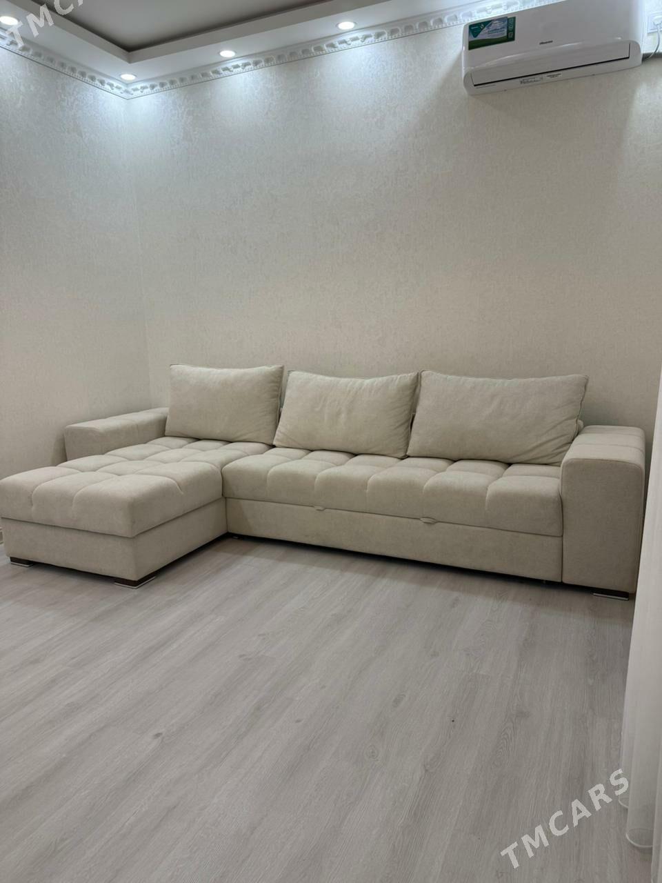 Uglowoy diwan - Ашхабад - img 1