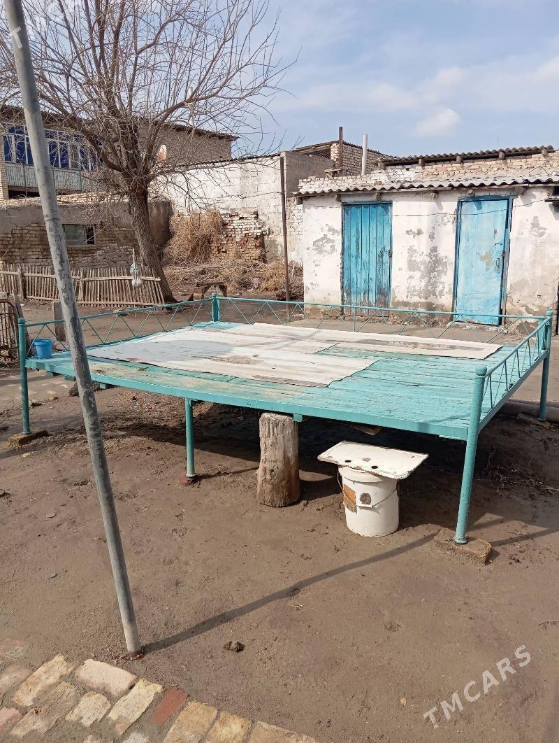 Тапчан - Türkmenabat - img 1