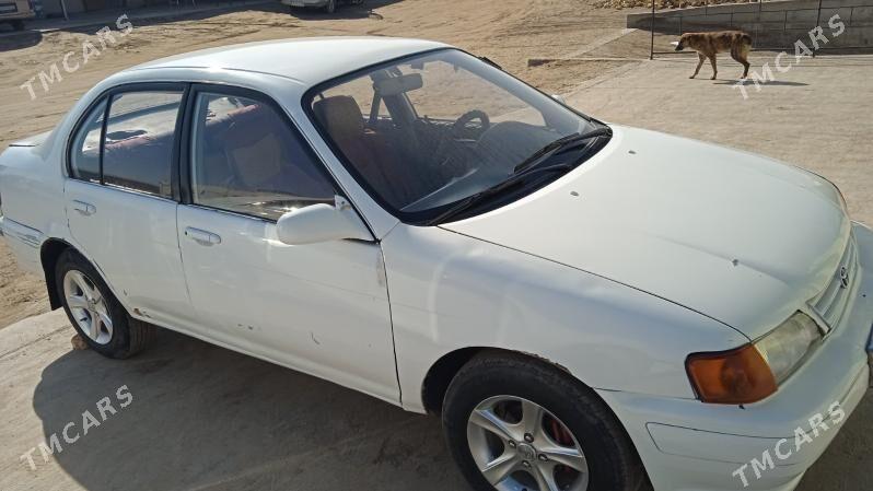 Toyota Corolla 1994 - 50 000 TMT - Фарап - img 1