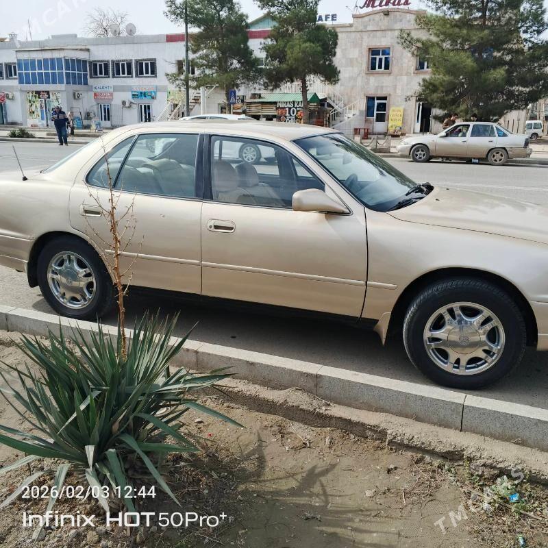Toyota Camry 1996 - 110 000 TMT - Мары - img 1