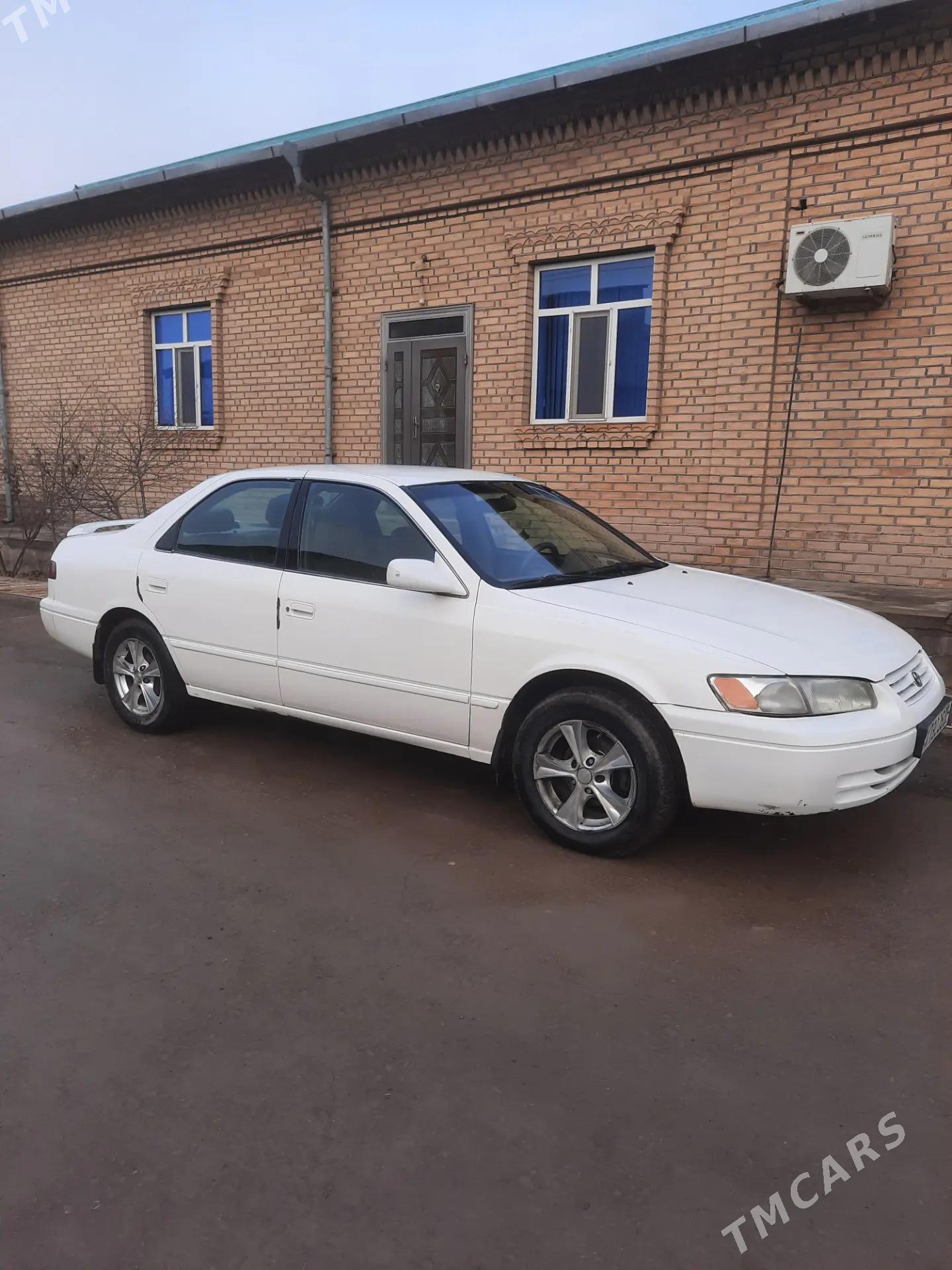 Toyota Camry 1997 - 130 000 TMT - Дашогуз - img 1