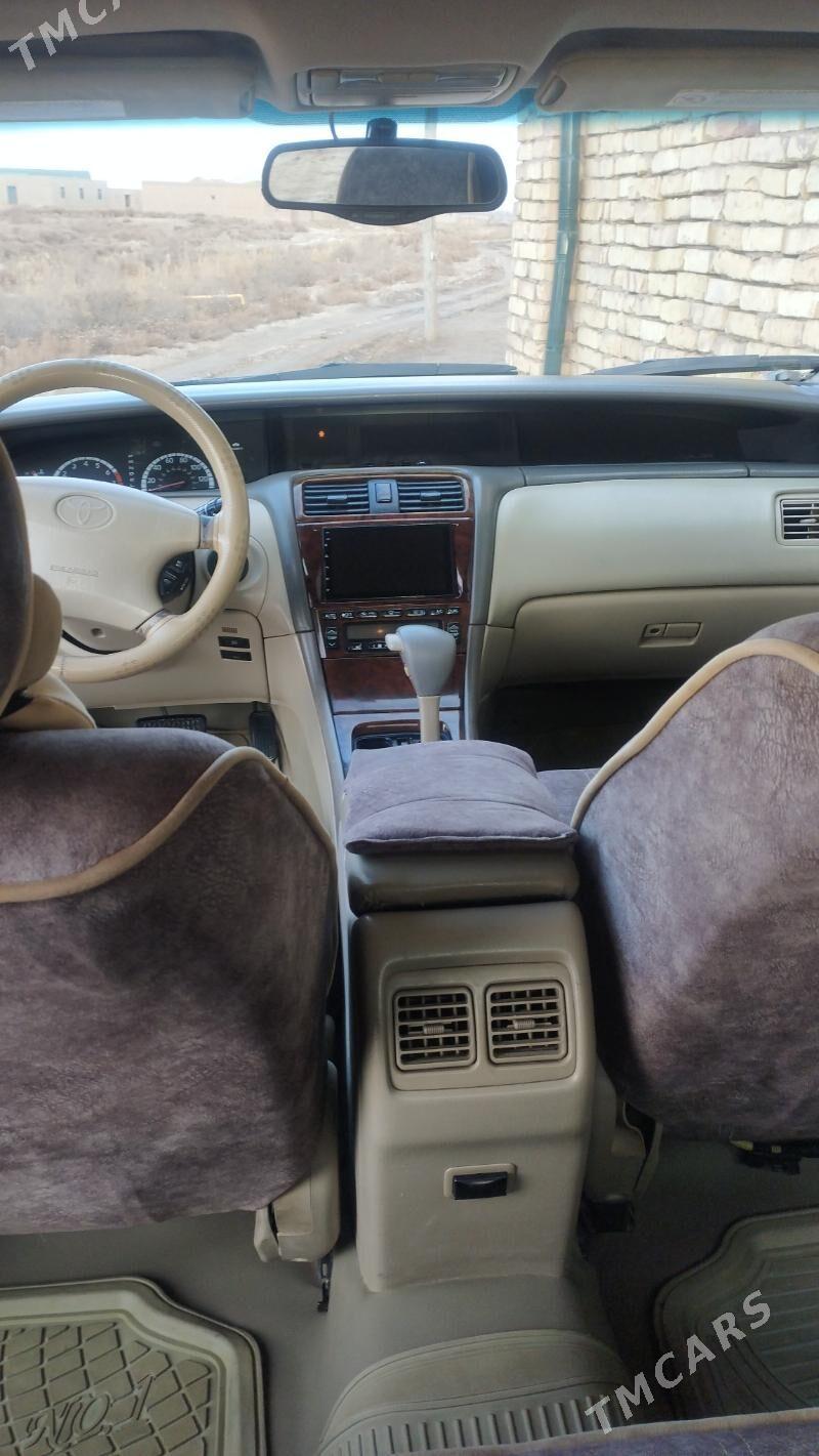 Toyota Avalon 2000 - 180 000 TMT - Гурбансолтан Едже - img 1
