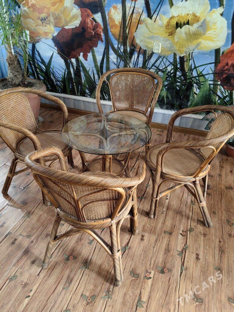 комплект стол +4 стула - Туркменабат - img 1