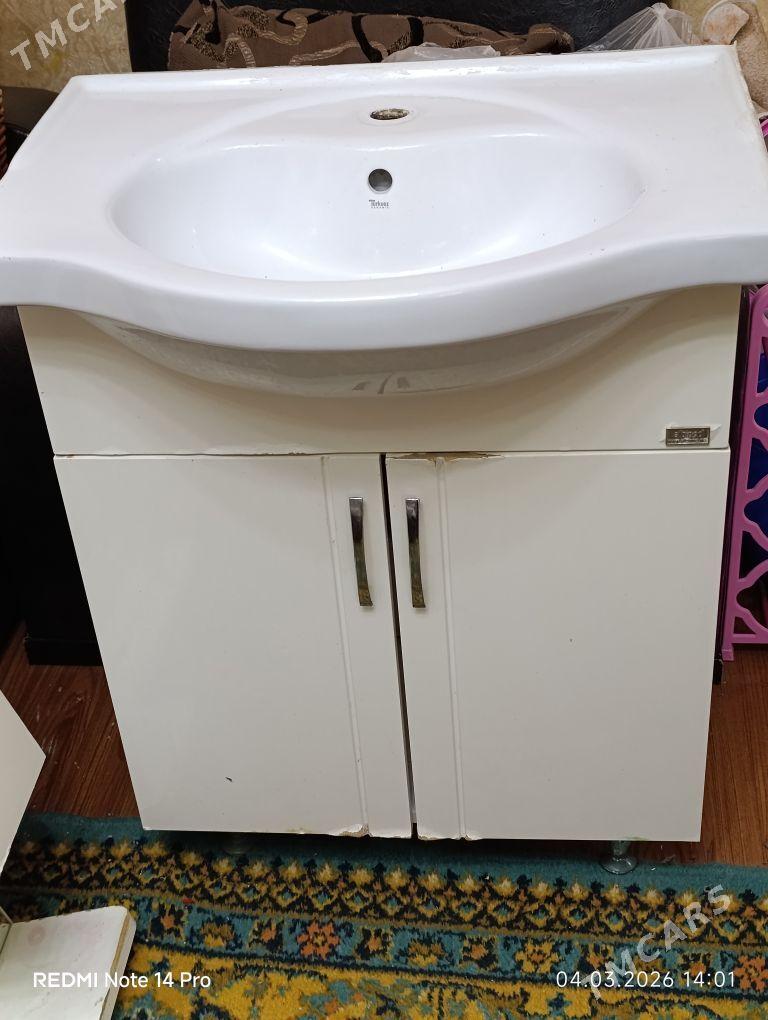 раковина с тумбой и зеркалом - 11 mkr - img 1