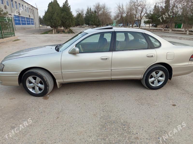 Toyota Avalon 1996 - 145 000 TMT - Теджен - img 1