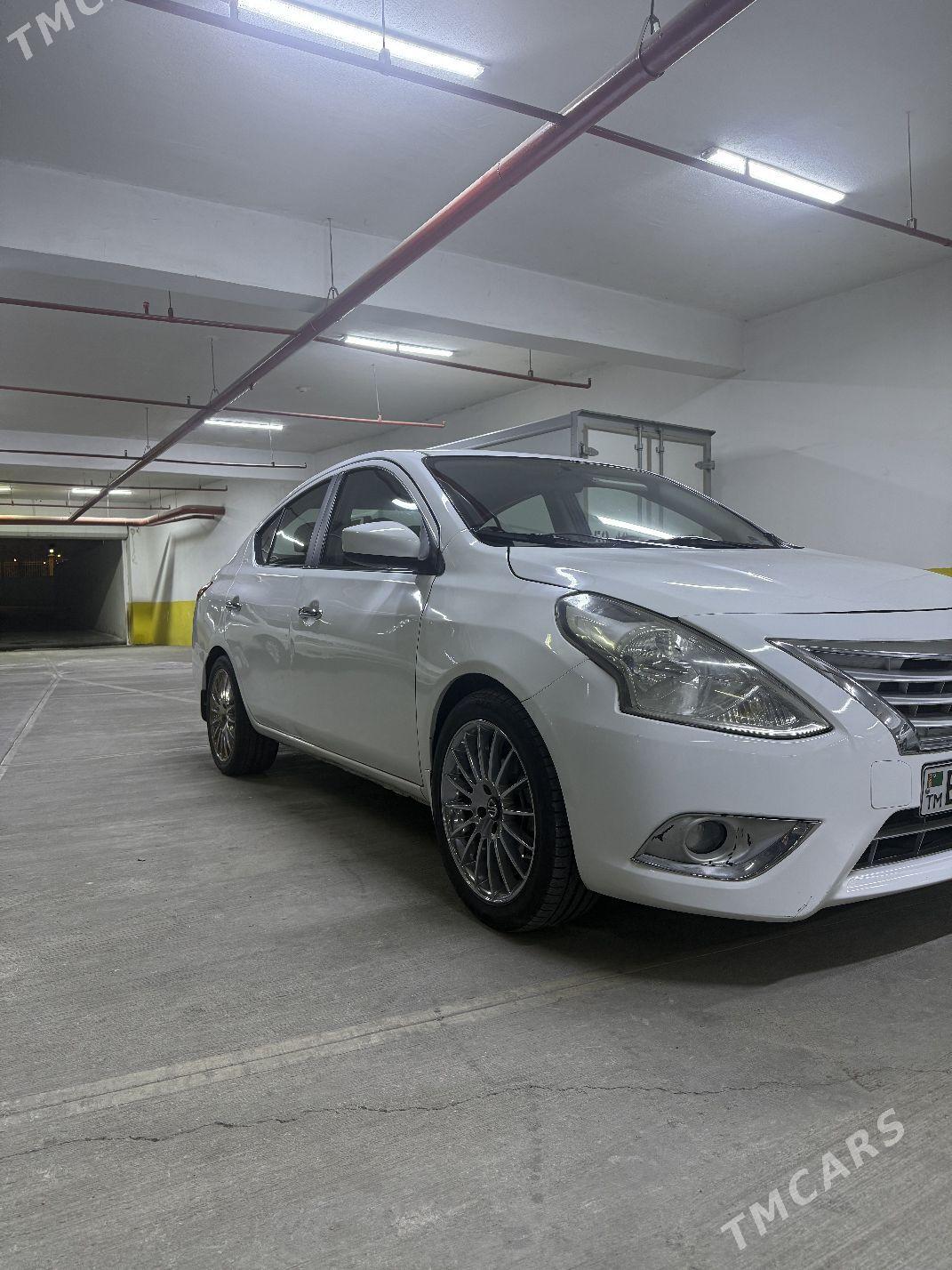 Nissan Versa 2017 - 142 000 TMT - Moskowskiý köç. (10 ýyl abadançylyk şaýoly) - img 1