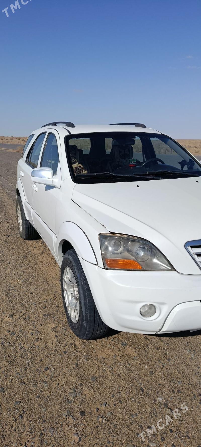 Kia Sorento 2006 - 135 000 TMT - Ак-Бугдайский этрап - img 1