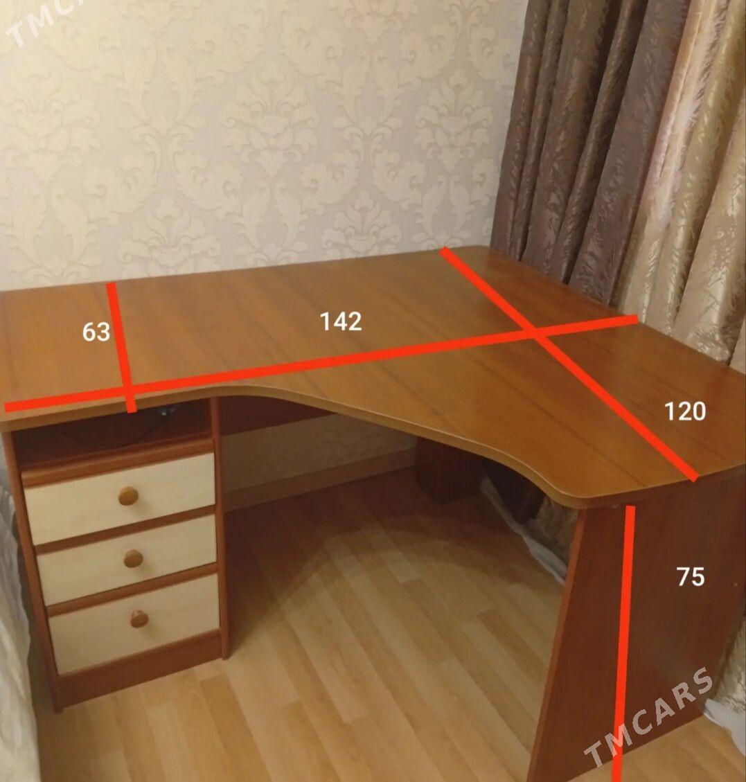 Письменный стол. - Aşgabat - img 1
