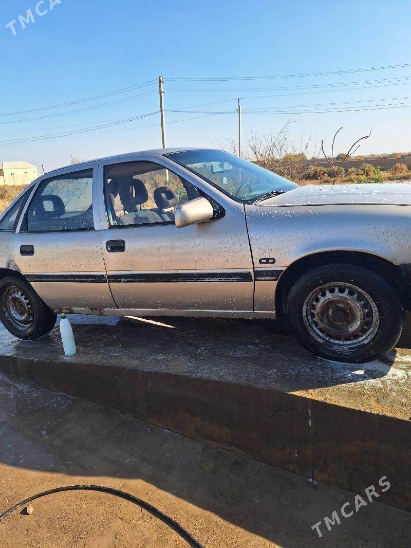 Opel Vectra 1991 - 30 000 TMT - Теджен - img 1