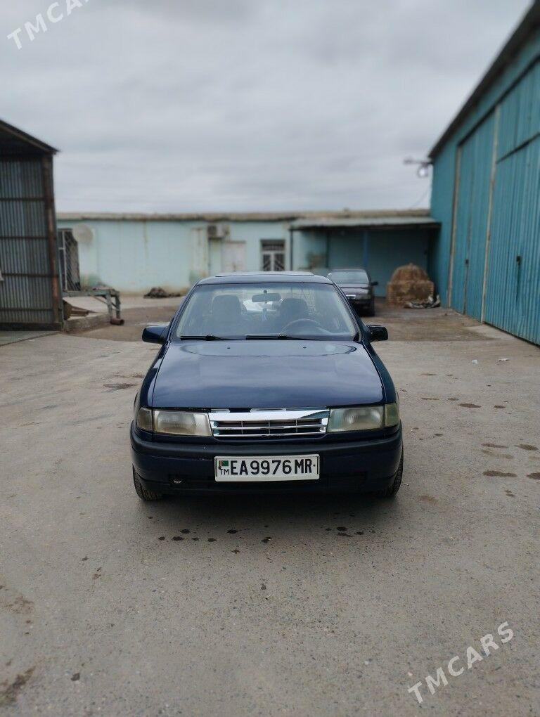 Opel Vectra 1991 - 30 000 TMT - Mary - img 1