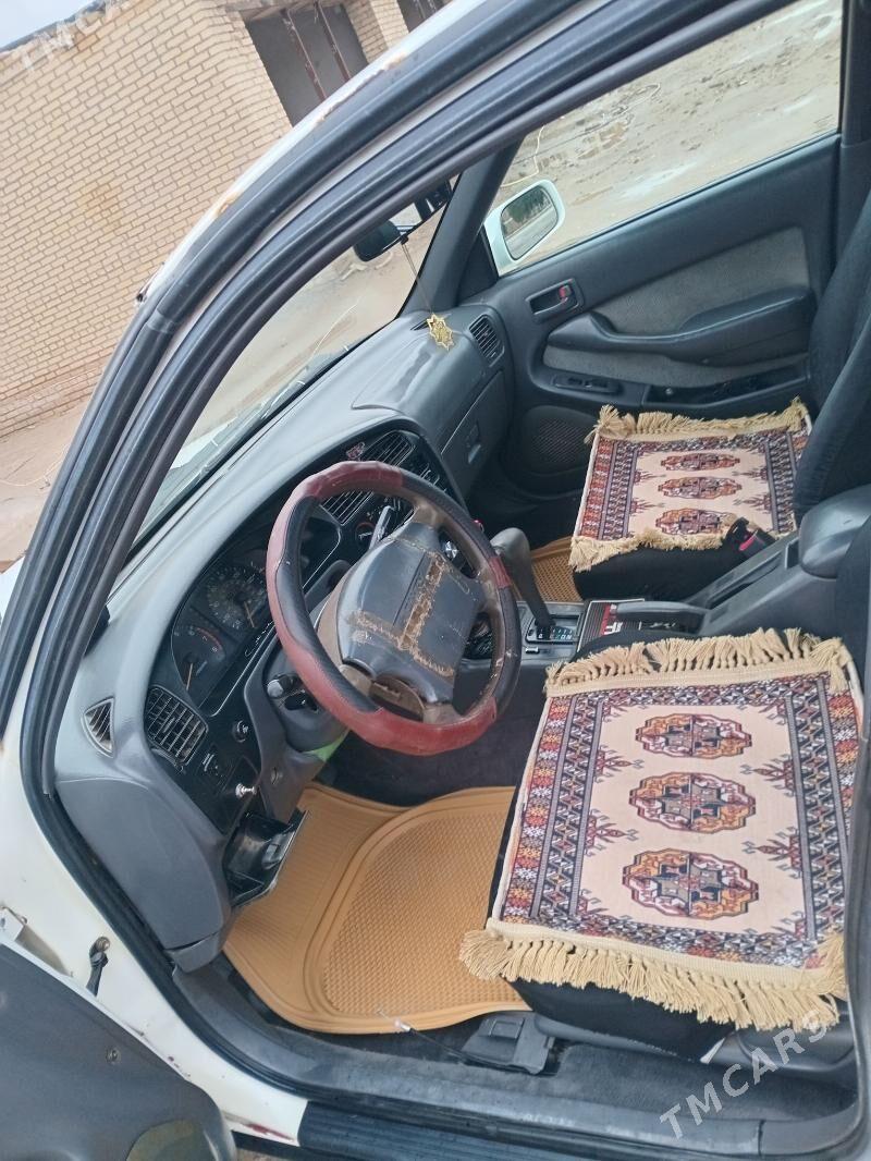 Toyota Camry 1994 - 93 000 TMT - Halaç - img 1
