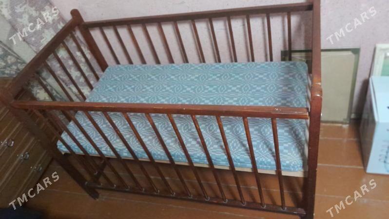 детская кроватка - Ёлётен - img 1