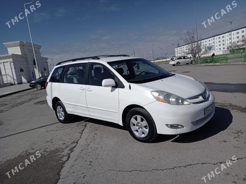 Toyota Sienna 2006 - 200 000 TMT - Дашогуз - img 1
