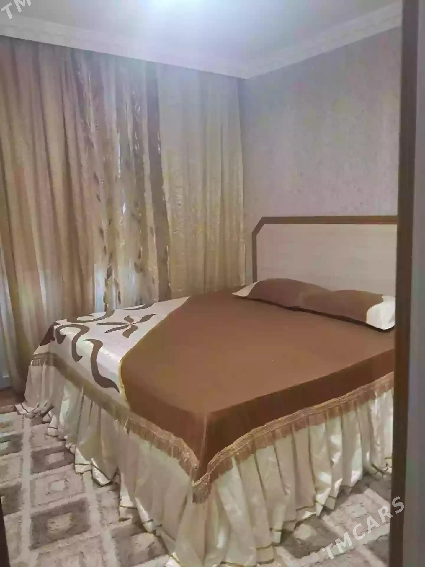 kreyna jay - 30 mkr - img 1