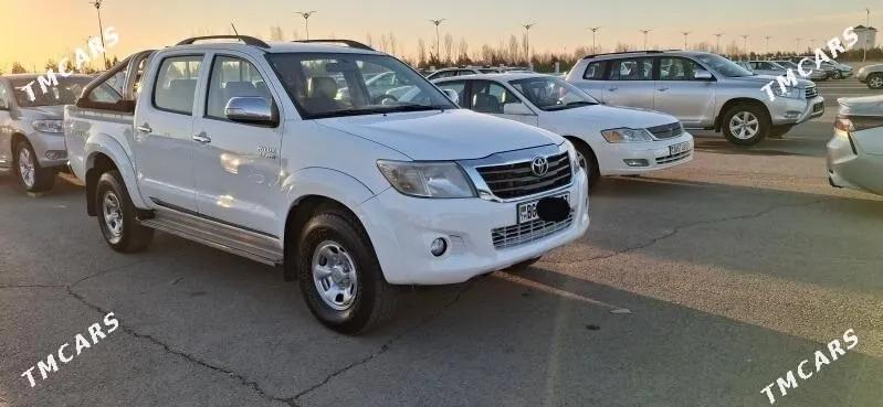 Toyota Hilux 2014 - 460 000 TMT - Дашогуз - img 1