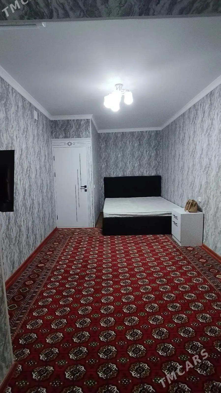 arenda jay - Mary - img 1