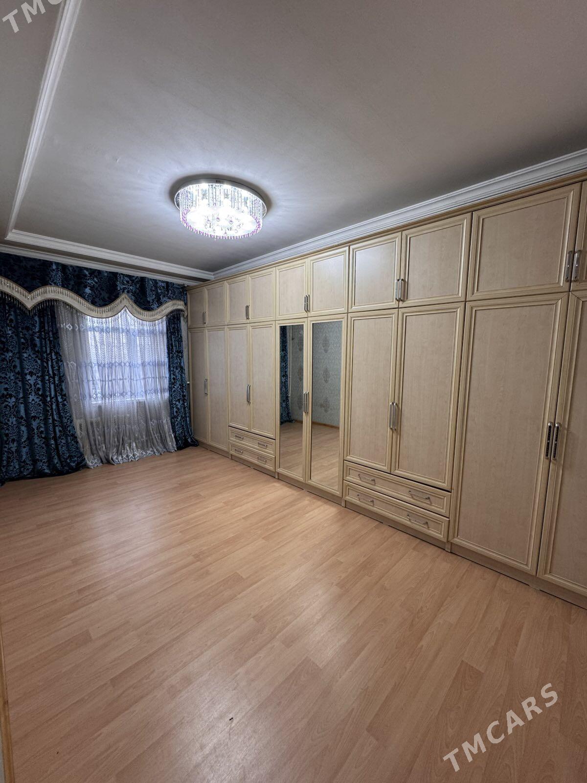 10mikr 3kom - 10 мкр - img 1