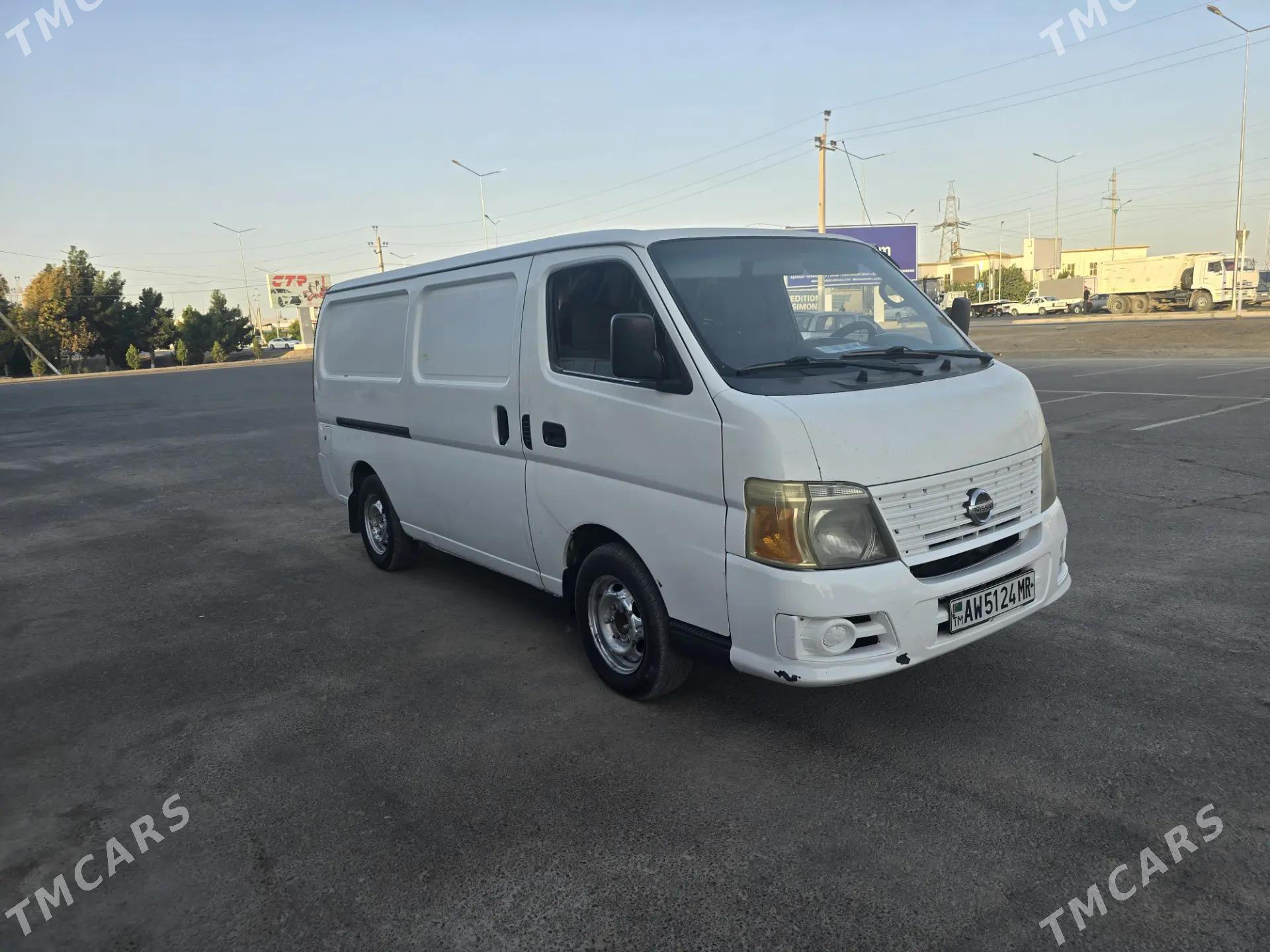 Nissan Urvan 2010 - 175 000 TMT - Sakarçäge - img 1