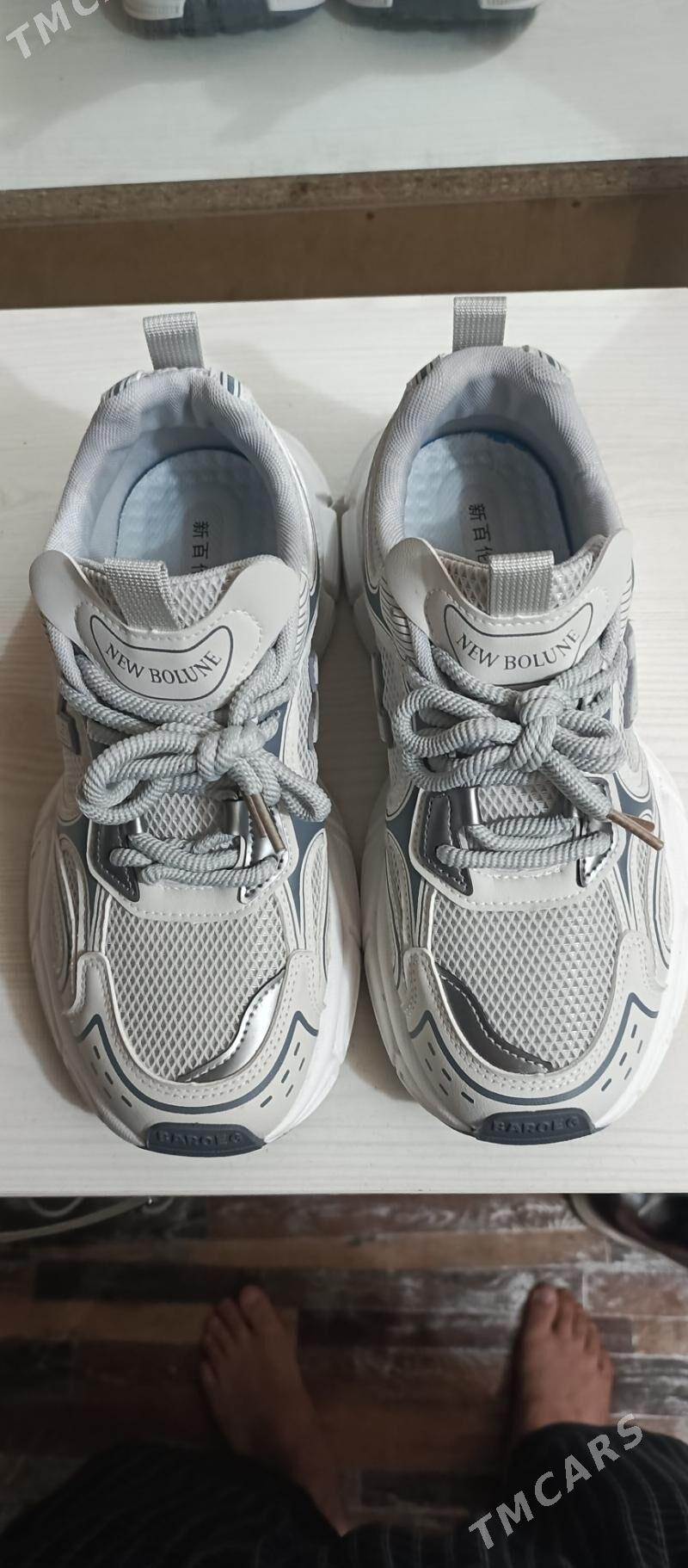 new balance 530 - 10 мкр - img 1