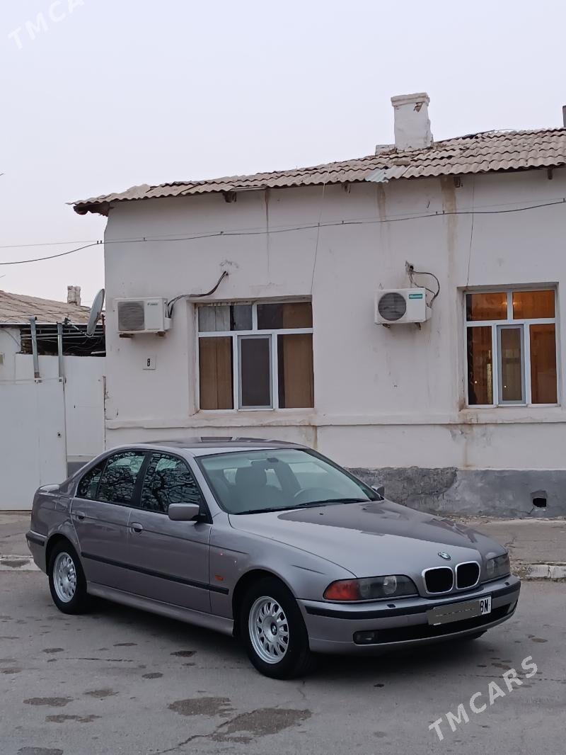 BMW 528 1997 - 130 000 TMT - Balkanabat - img 1