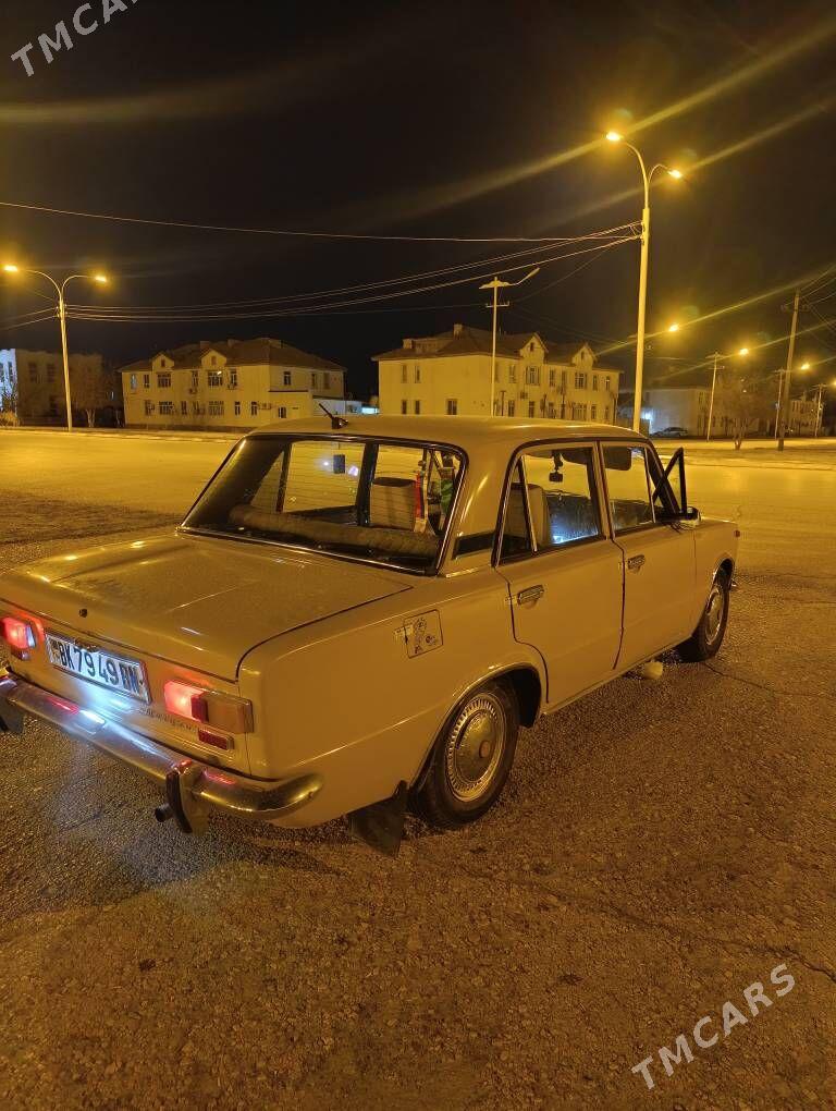Lada 2101 1980 - 30 000 TMT - Гумдаг - img 1