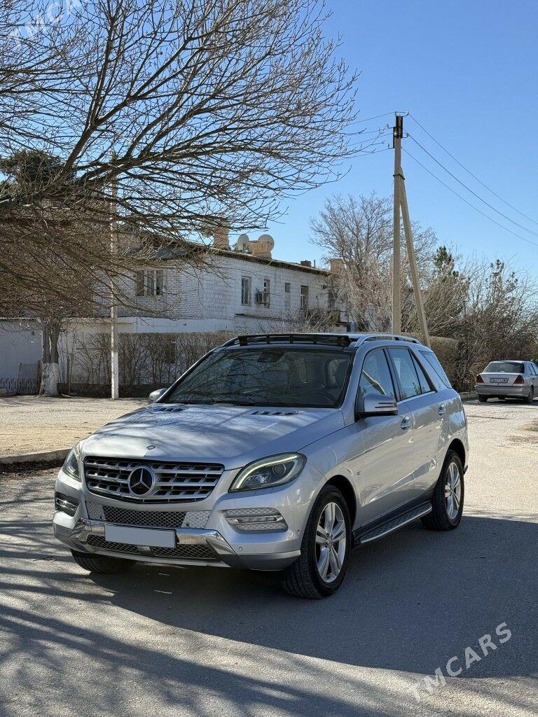 Mercedes-Benz ML350 2012 - 520 000 TMT - Balkanabat - img 1