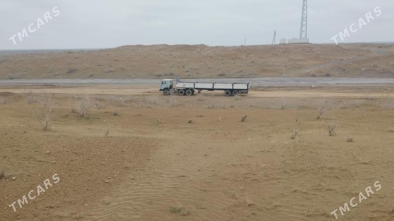 Kamaz 5410 1992 - 165 000 TMT - Ak bugdaý etraby - img 1