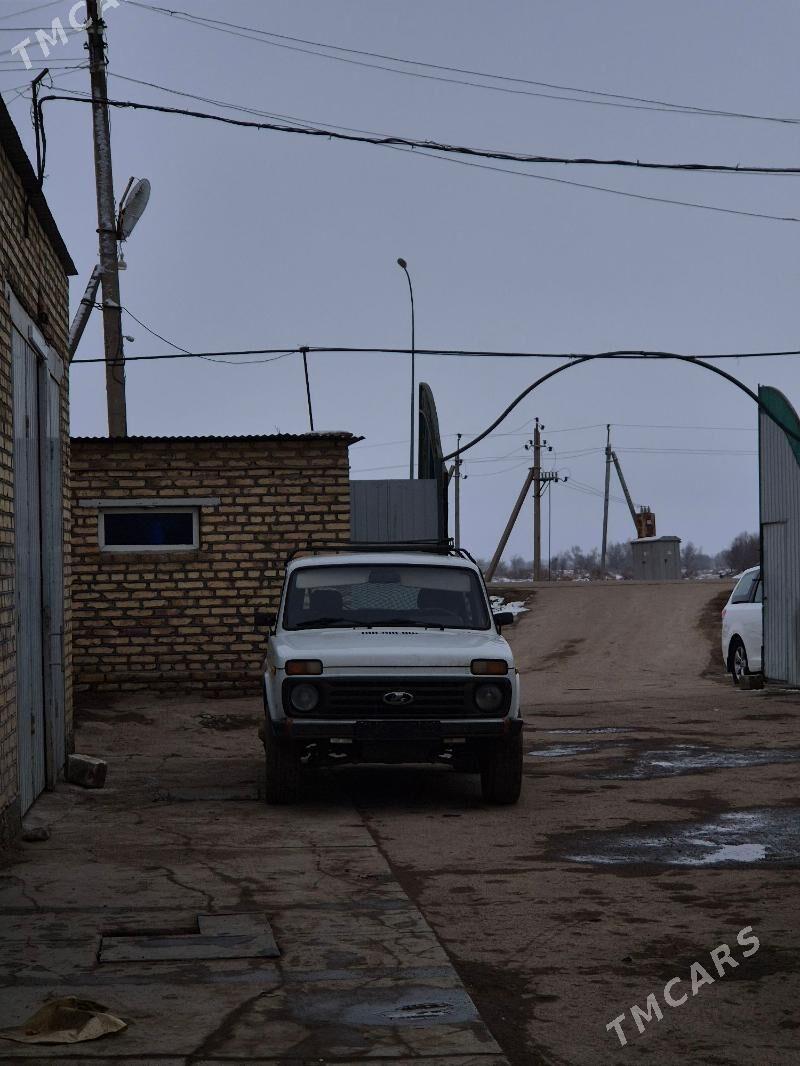Lada Niva 2005 - 90 000 TMT - Болдумсаз - img 1