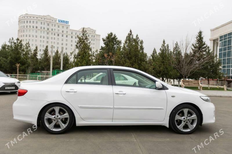 Toyota Corolla 2011 - 161 000 TMT - 6 мкр - img 1
