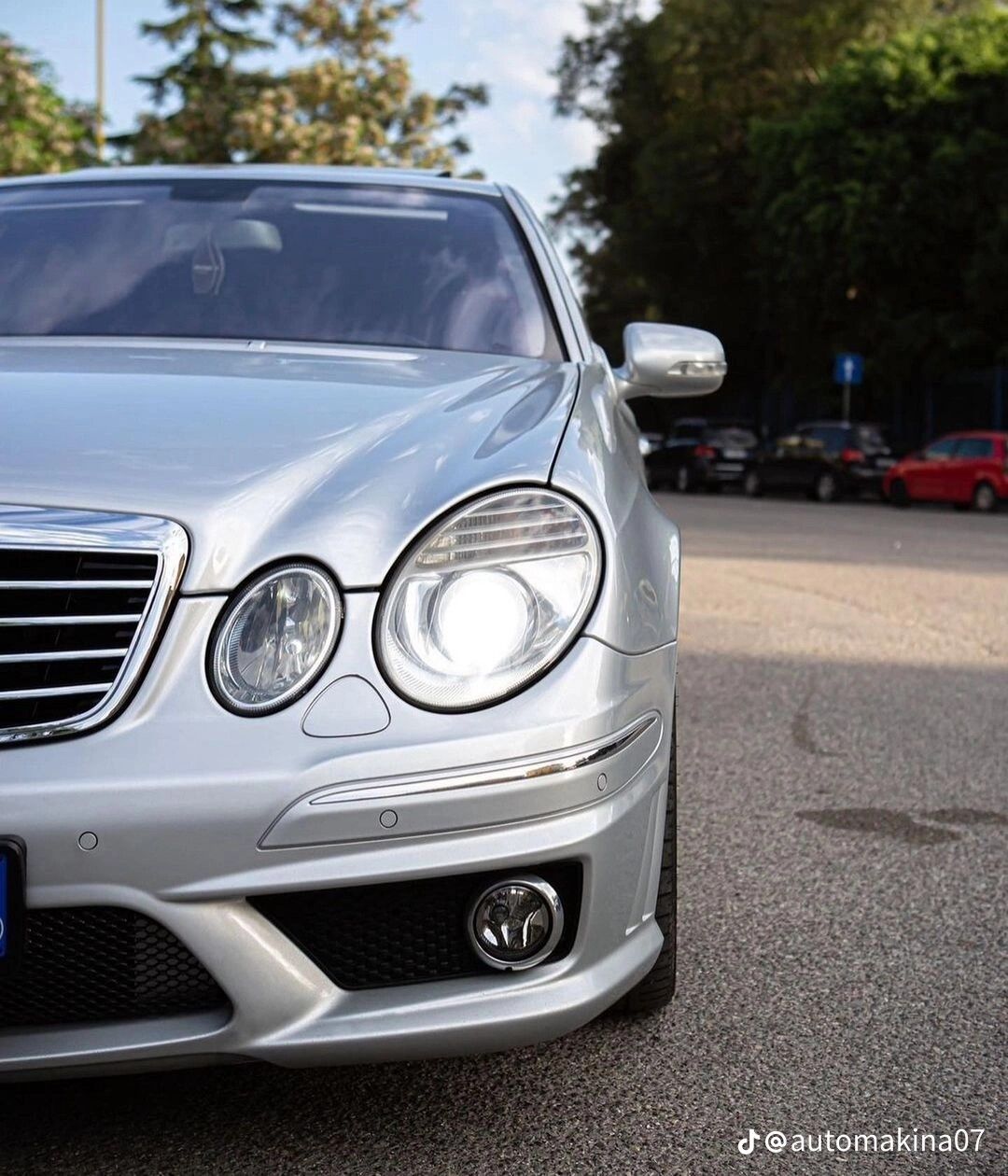 w211 öñki fara 7 000 TMT - Bedew - img 1