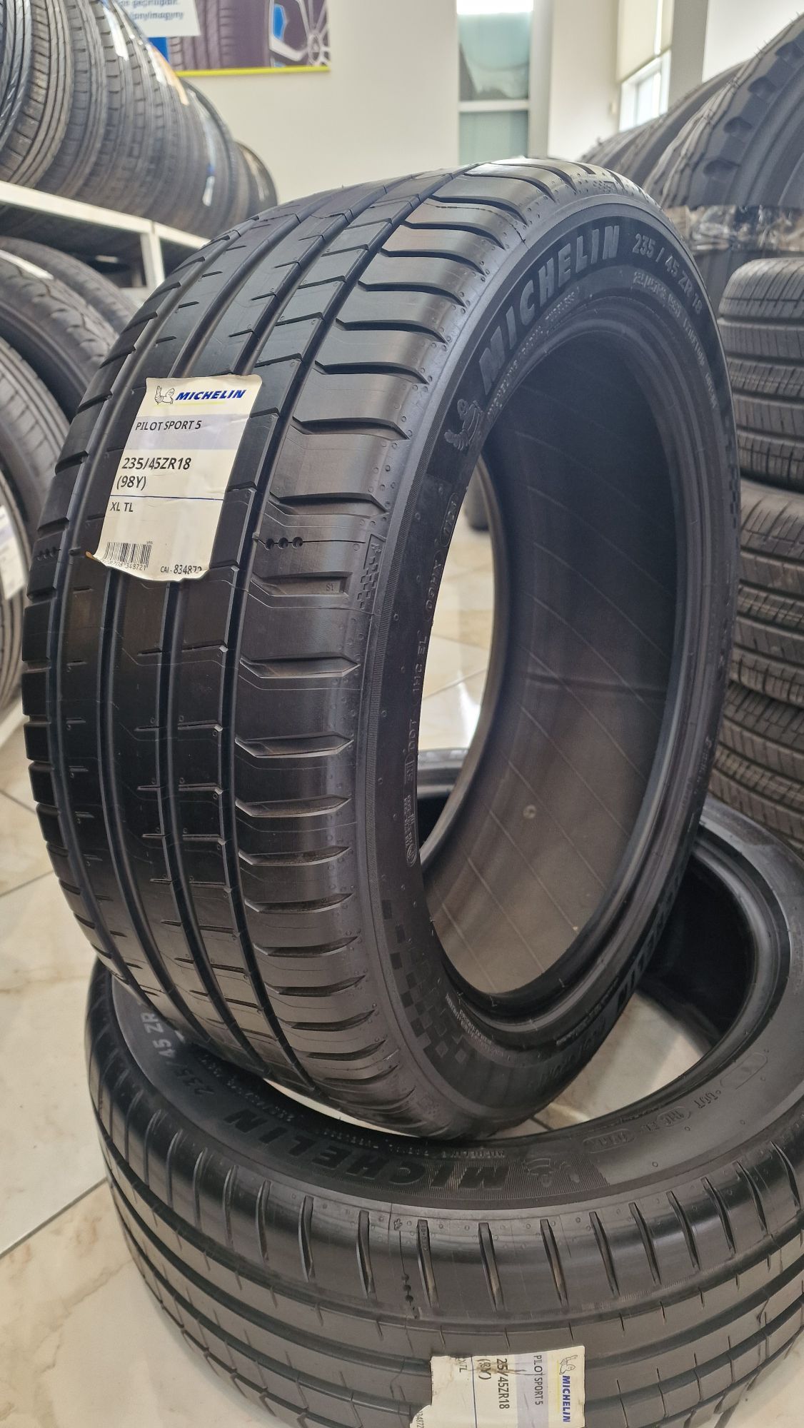 TEKER MICHELIN 235/45 R18 ✅️ 3 210 TMT - Ашхабад - img 1