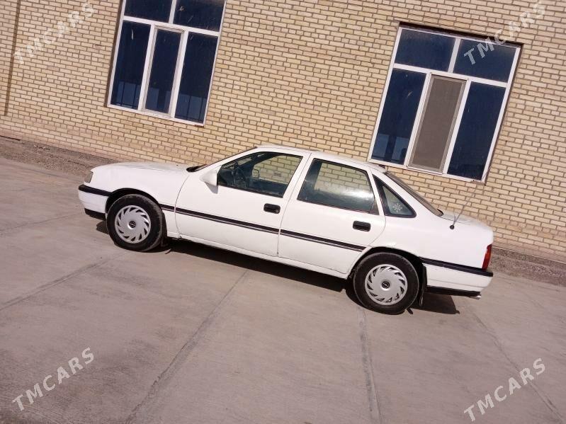Opel Vectra 1995 - 23 000 TMT - Мары - img 1